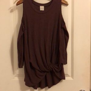 Kaileigh burgundy off the shoulder knot tie top✨